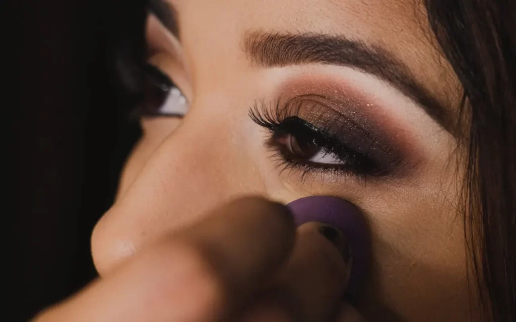 Eye Makeup with Mascara